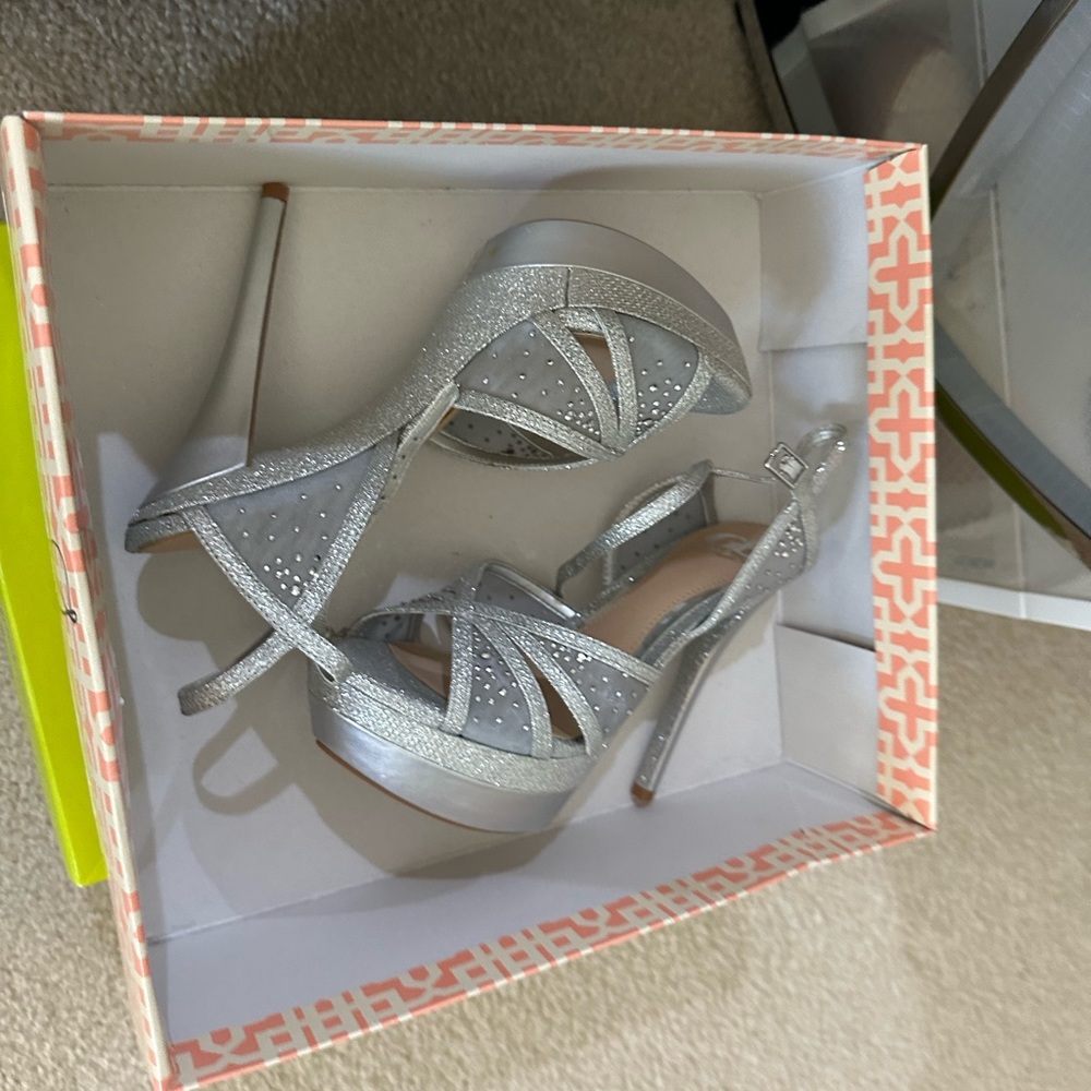 Gianni Bini heels